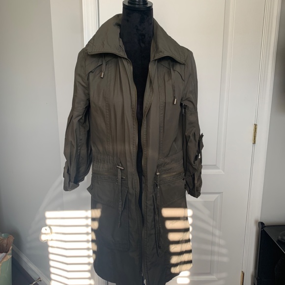 Rain jacket - Picture 2 of 5